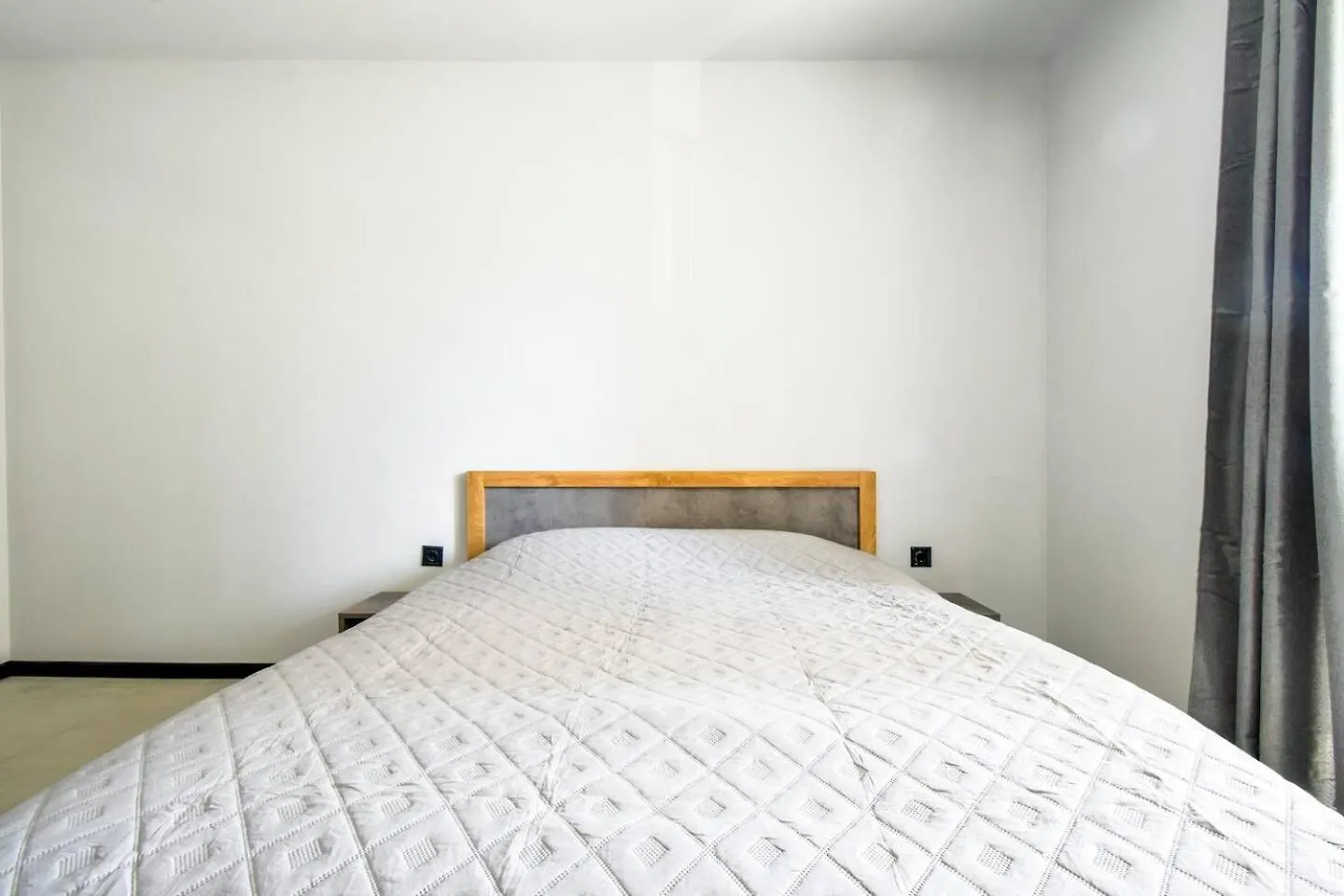 6 Studios 6 Bathrooms 2 Levels Kitchens 0*, Sofia Bulgaria