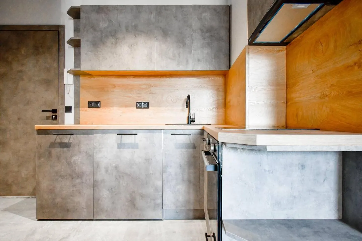 Apartment 6 Studios 6 Bathrooms 2 Levels Kitchens