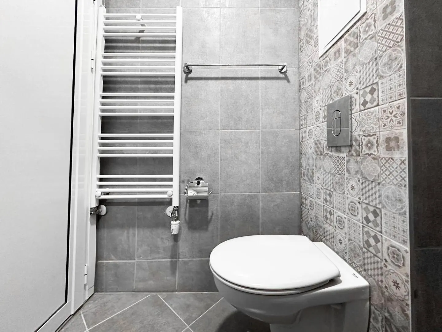 6 Studios 6 Bathrooms 2 Levels Kitchens 0*, Sofia Bulgaria