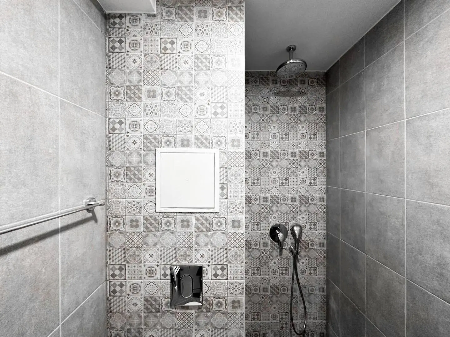 6 Studios 6 Bathrooms 2 Levels Kitchens 0*, Sofia Bulgaria