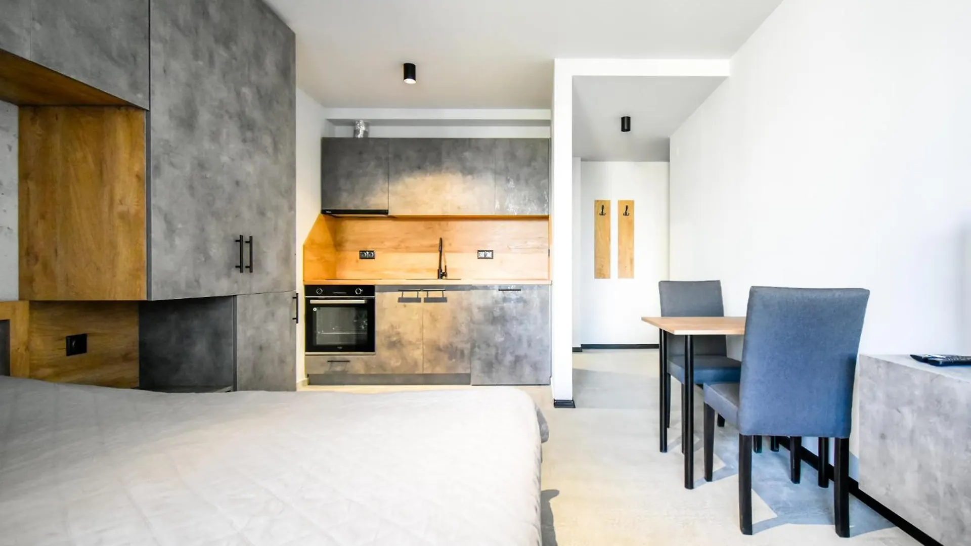 6 Studios 6 Bathrooms 2 Levels Kitchens 0*, 소피아 불가리아
