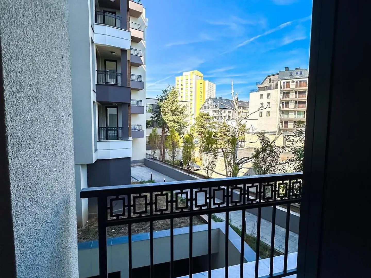 6 Studios 6 Bathrooms 2 Levels Kitchens 불가리아